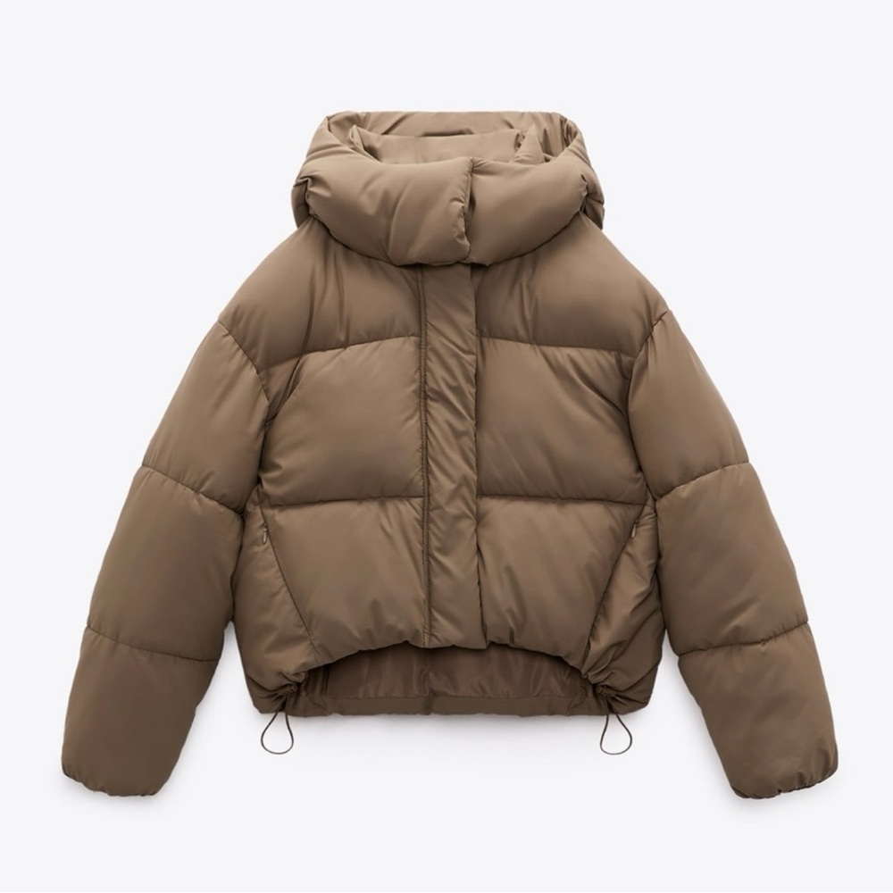 ZARA 
Women’s puffer coat